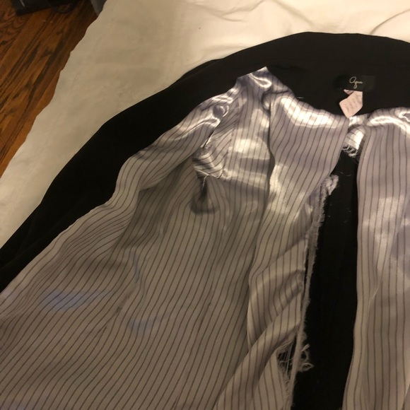 Aqua black blazer - Picture 5 of 5